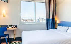 B&B HOTEL Nantes Centre